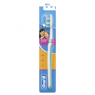 Oral B Periuta Dinti Clasic